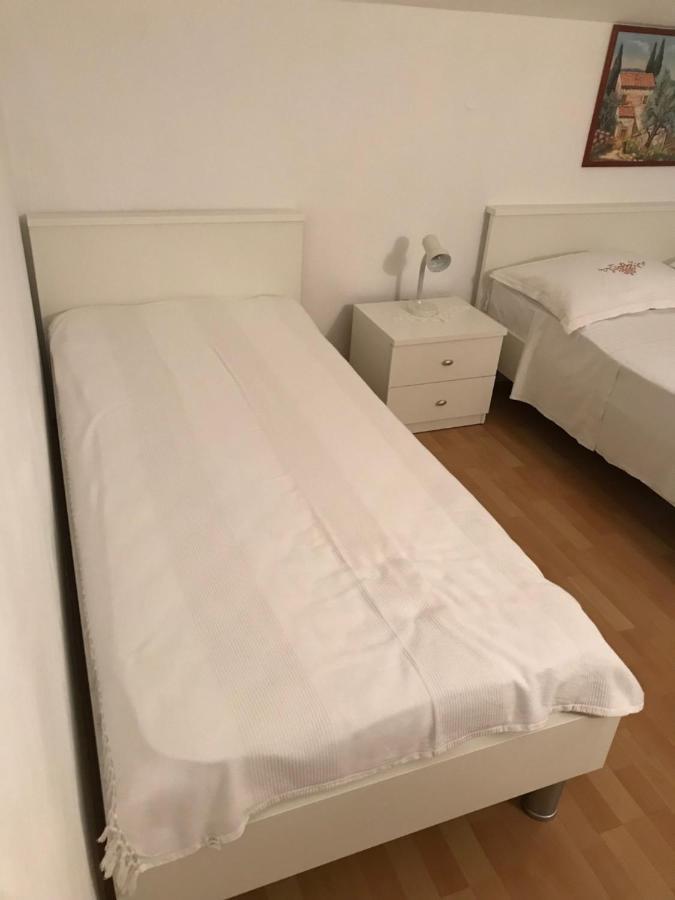 Maria Apartments Vodice Bagian luar foto